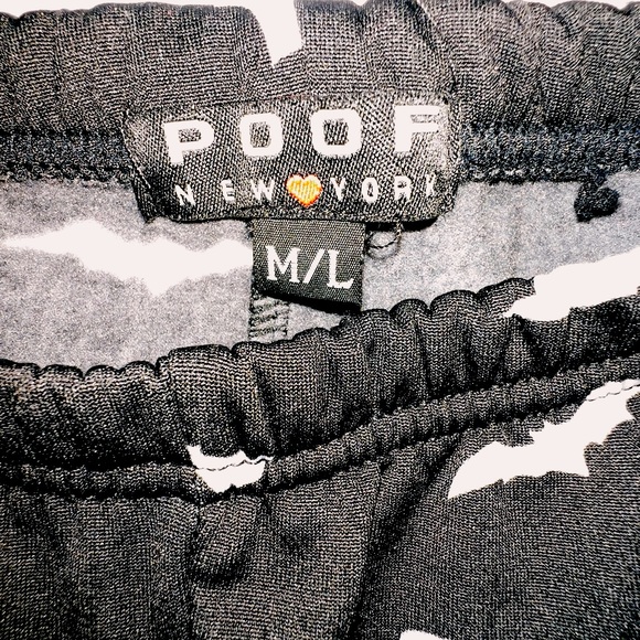 Halloweenie bat leggings - Picture 3 of 3